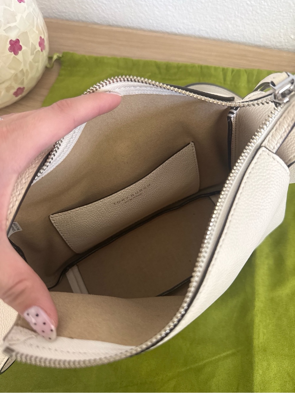 Tory Burch Romy Small Shoulder Bag - Picture 5 of 6